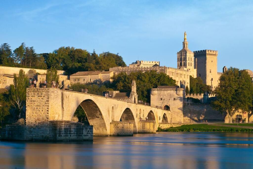 Camille - Charmant T2 Moderne Et Calme Châteaurenard エクステリア 写真